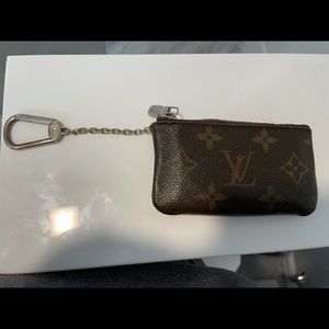 Louis Vuitton AUTHENTIC card holder key chain